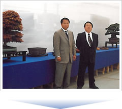 2001年　53才 スペインでの盆栽展示会に出展